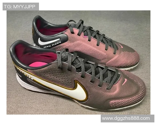 女生必备足球明星鞋子推荐时尚与舒适兼具的完美选择